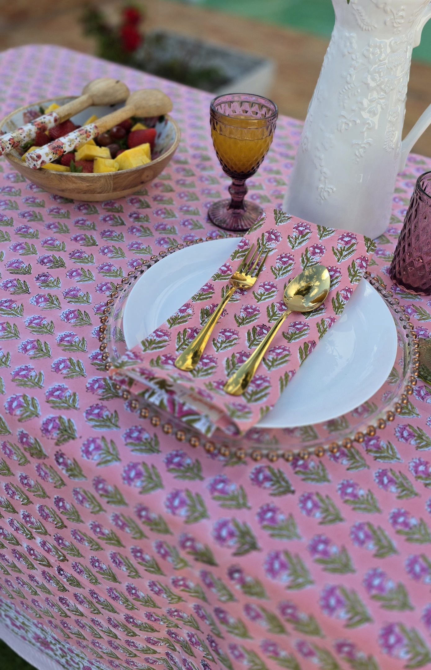 Set your table!